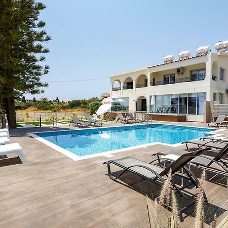 Coral Bay Sea Breeze Apartments - 3 Bedroom Apartment ペイヤ エクステリア 写真